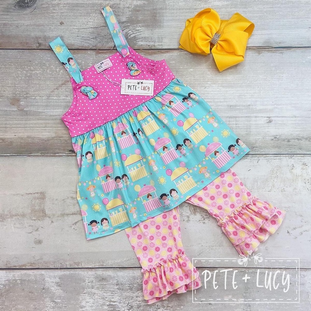 Pete & Lucy Pink Lemonade Stand Capri Set